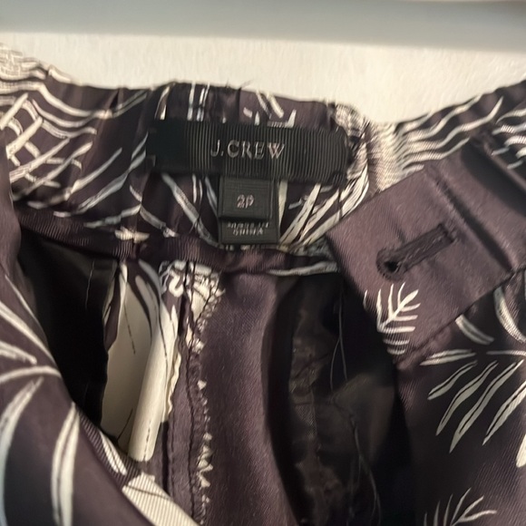 NWOT, 2p, JCrew,charcoal and white flowers with a golden trim around the trim - Picture 4 of 5